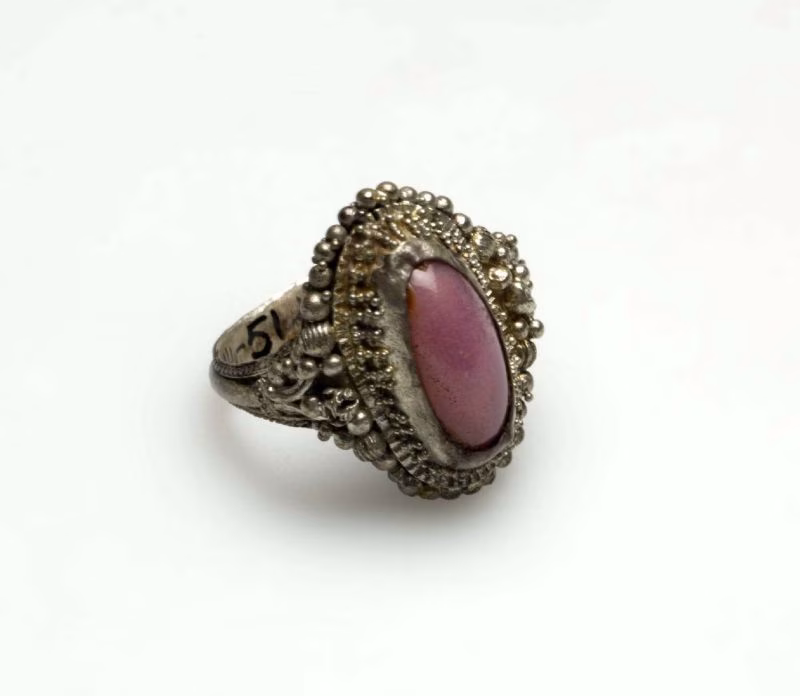 Silver jewellery associated with Bali silver craft traditions